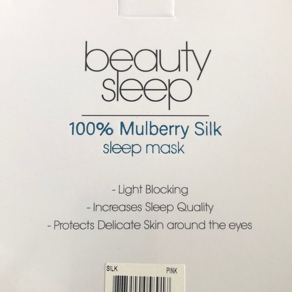100% Mulberry silk sleep mask in silver. One size. - Picture 3 of 3